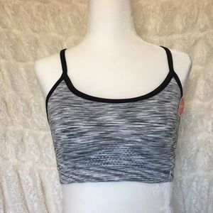 3/$15 NWT Danskin Now Reversible cami bra
